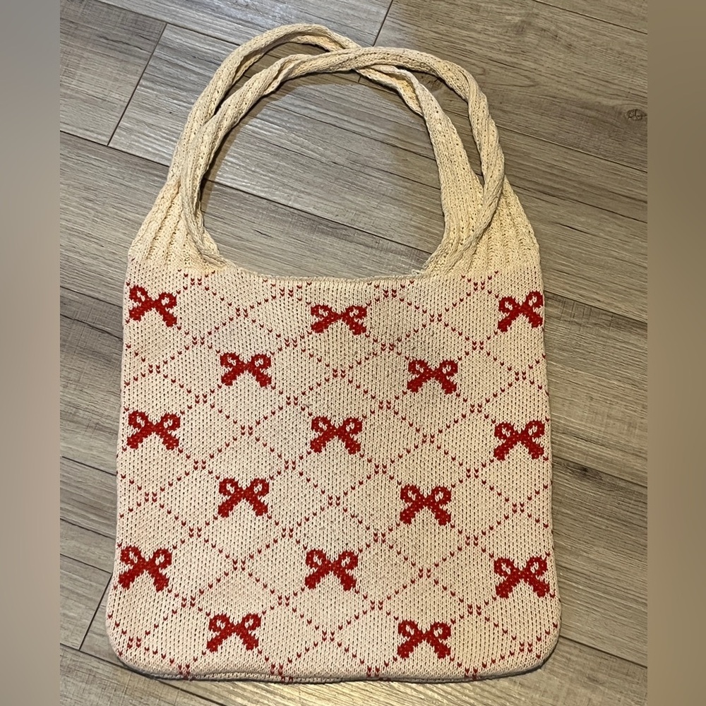 Large Crochet Tote Bag – Red & White Knit Bow Pattern, 36x34cm